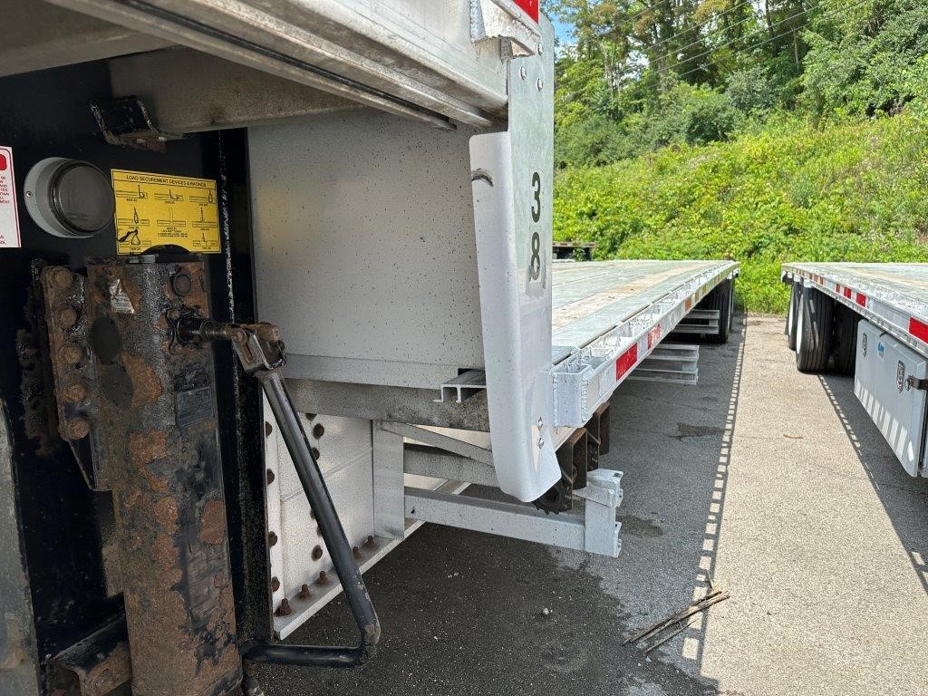 2017 BENSON 53' ALUMINUM DROP DECK W/ REAR AXLE SLIDE 8032718797 2017 BENSON 53' ALUMINUM DROP DECK W/ REAR AXLE SLIDE 8032718797