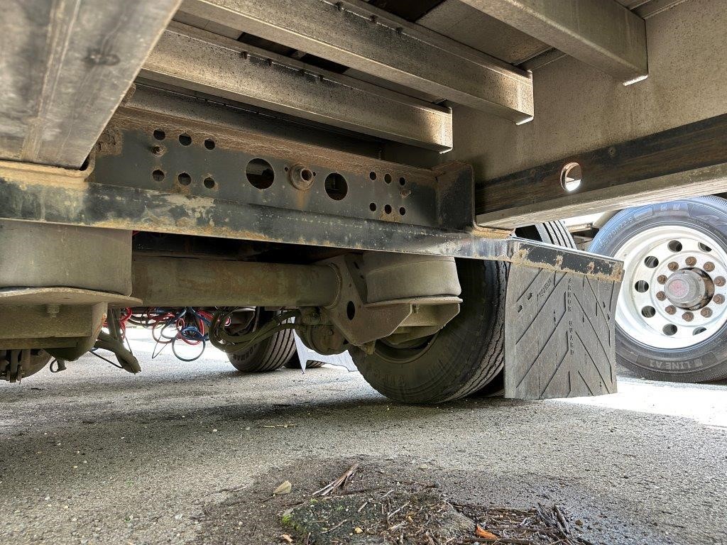 2017 BENSON 53' ALUMINUM DROP DECK W/ REAR AXLE SLIDE 8032718814 2017 BENSON 53' ALUMINUM DROP DECK W/ REAR AXLE SLIDE 8032718814