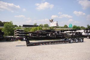 2024 FONTAINE (QTY: 6) 55 TON HYDRAULIC DETACHABLE LOWBOY 4174657369