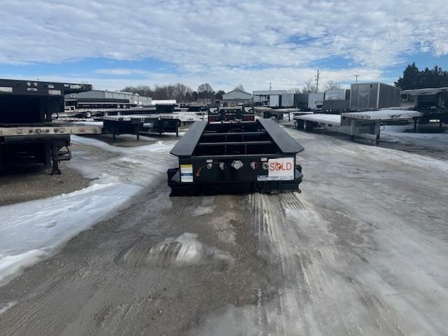 2025 TRAIL KING 55 TON HYDRAULIC RGN W/ PONY MOTOR - image 2 of 6