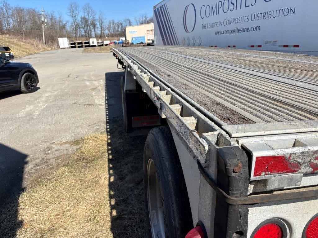2001 REITNOUER MAXMISER 48' ALUMINUM FLATBED - image 3 of 4