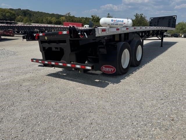 2027 DORSEY 45' COMBO FLATBED - CLOSED TANDEM FORKLIFT PKG 2027 DORSEY 45' COMBO FLATBED - CLOSED TANDEM FORKLIFT PKG - image 4 of 6