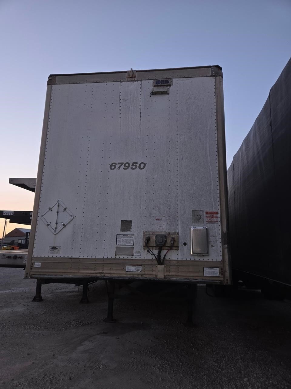 2011 GREAT DANE 53' DRY VAN - image 1 of 6