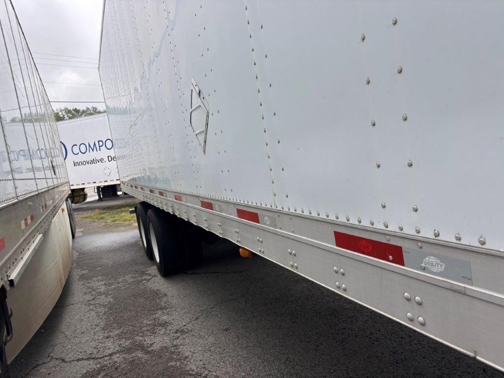 2015 UTILITY 53' DRY VAN - image 4 of 6