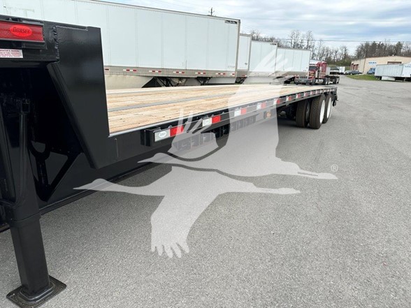 2027 DORSEY 45' STEEL DROP DECK CLOSED TANDEM W/ BEAVERTAIL 2027 DORSEY 45' STEEL DROP DECK CLOSED TANDEM W/ BEAVERTAIL - image 3 of 6