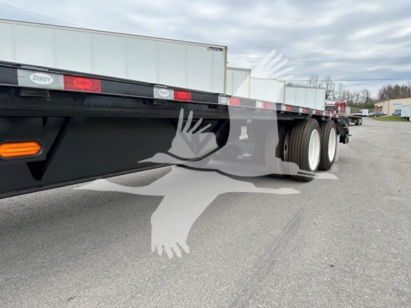 2027 DORSEY 45' STEEL DROP DECK CLOSED TANDEM W/ BEAVERTAIL 2027 DORSEY 45' STEEL DROP DECK CLOSED TANDEM W/ BEAVERTAIL - image 4 of 6