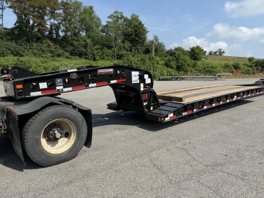 2026 FONTAINE 55 TON S-T-R-E-T-C-H HYDRAULIC GN LOWBOY 2026 FONTAINE 55 TON S-T-R-E-T-C-H HYDRAULIC GN LOWBOY - image 1 of 6