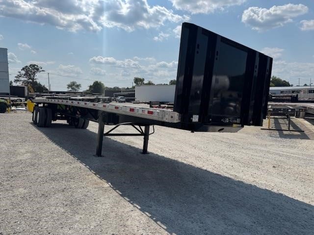 2027 DORSEY 45' COMBO FLATBED - CLOSED TANDEM FORKLIFT PKG 2027 DORSEY 45' COMBO FLATBED - CLOSED TANDEM FORKLIFT PKG - image 3 of 6