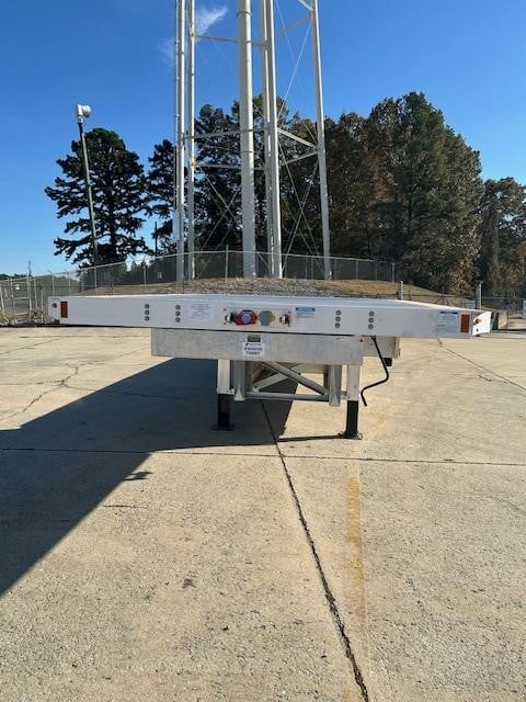 2027 FONTAINE REVOLUTION 53' ALUMINUM DROP - REAR AXLE SLIDE 2027 FONTAINE REVOLUTION 53' ALUMINUM DROP - REAR AXLE SLIDE - image 2 of 6