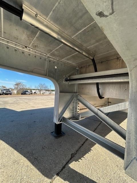 2027 FONTAINE REVOLUTION 53' ALUMINUM DROP - REAR AXLE SLIDE 11001486056 2027 FONTAINE REVOLUTION 53' ALUMINUM DROP - REAR AXLE SLIDE 11001486056