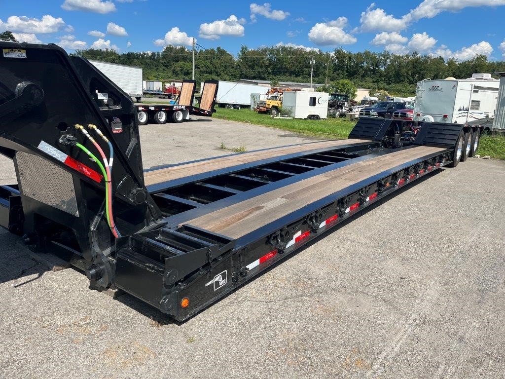 2026 TALBERT 55 Ton Hyraulic RGN 2026 TALBERT 55 Ton Hyraulic RGN - image 3 of 6