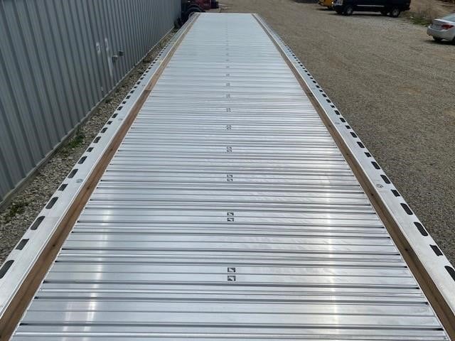 2027 FONTAINE REVOLUTION 53' ALUMINUM FLATBED - REAR AXLE SLIDE 8010812449 2027 FONTAINE REVOLUTION 53' ALUMINUM FLATBED - REAR AXLE SLIDE 8010812449