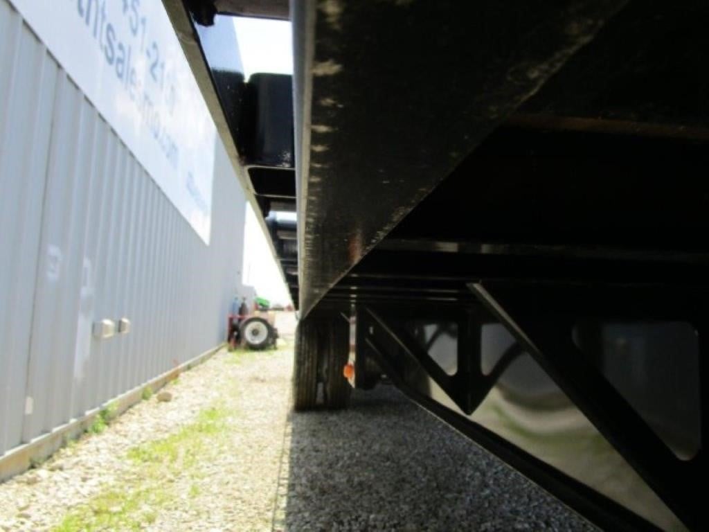 2027 FONTAINE VELOCITY 48' STEEL DROP DECK - FIXED SPREAD 8010930436 2027 FONTAINE VELOCITY 48' STEEL DROP DECK - FIXED SPREAD 8010930436