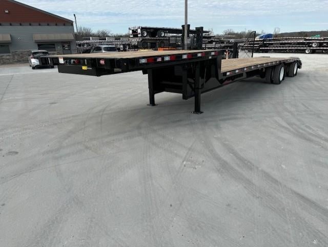 2027 DORSEY 48' STEEL DROP WIDE SPREAD W/ BEAVERTAIL 2027 DORSEY 48' STEEL DROP WIDE SPREAD W/ BEAVERTAIL - image 1 of 6