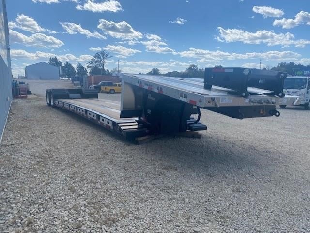 2025 TRAIL KING 40-TON HYDRAULIC RGN - ALUMINUM PKG & PONY MOTOR 2025 TRAIL KING 40-TON HYDRAULIC RGN - ALUMINUM PKG & PONY MOTOR - image 1 of 6