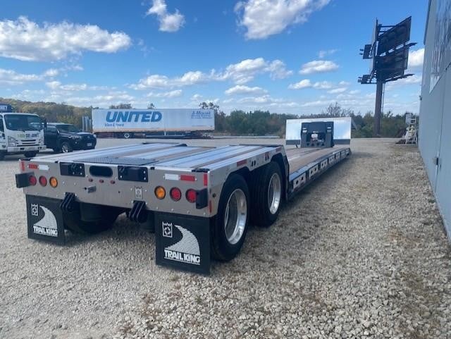 2025 TRAIL KING 40-TON HYDRAULIC RGN - ALUMINUM PKG & PONY MOTOR 2025 TRAIL KING 40-TON HYDRAULIC RGN - ALUMINUM PKG & PONY MOTOR - image 3 of 6