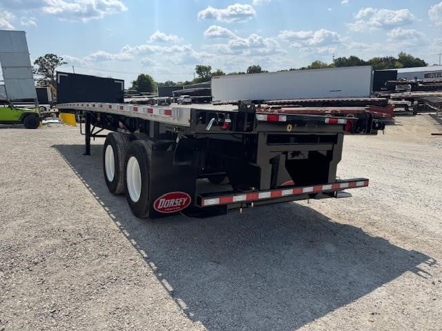 2027 DORSEY 36' COMBO FLATBED - CLOSED TANDEM & FORKLIFT KIT 2027 DORSEY 36' COMBO FLATBED - CLOSED TANDEM & FORKLIFT KIT - image 5 of 6