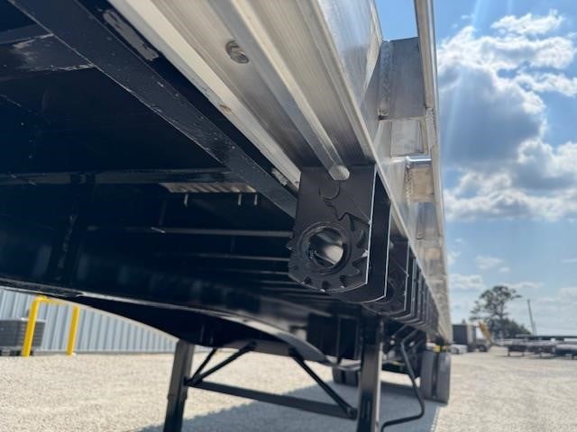 2027 DORSEY 45' COMBO FLATBED - CLOSED TANDEM FORKLIFT PKG 10009175222 2027 DORSEY 45' COMBO FLATBED - CLOSED TANDEM FORKLIFT PKG 10009175222