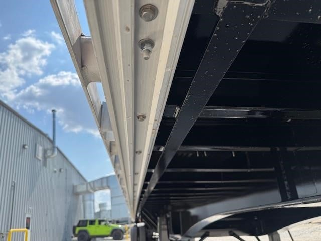 2027 DORSEY 45' COMBO FLATBED - CLOSED TANDEM FORKLIFT PKG 10009175225 2027 DORSEY 45' COMBO FLATBED - CLOSED TANDEM FORKLIFT PKG 10009175225