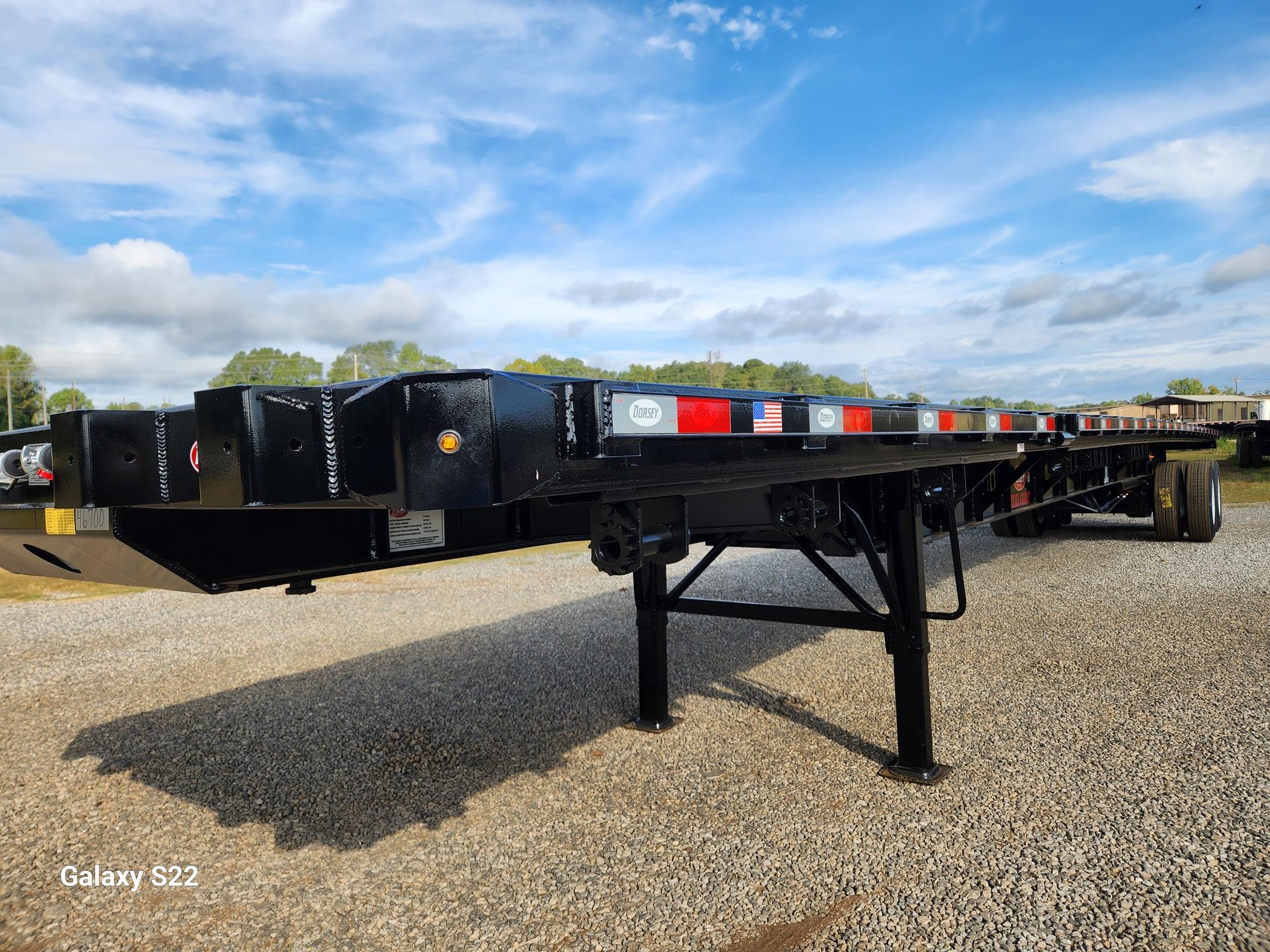 2027 DORSEY 48' - 80' STEEL S-T-R-E-T-C-H FLATBED 2027 DORSEY 48' - 80' STEEL S-T-R-E-T-C-H FLATBED - image 1 of 4