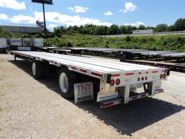 2009 CHAPARRAL Rent ME! 53 x 102 combo drop decks CA legal rear 1011576560 2009 CHAPARRAL Rent ME! 53 x 102 combo drop decks CA legal rear 1011576560