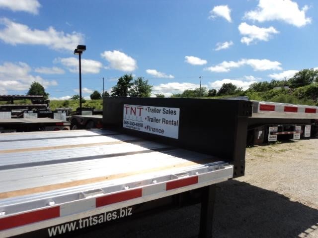 2009 CHAPARRAL Rent ME! 53 x 102 combo drop decks CA legal rear 2009 CHAPARRAL Rent ME! 53 x 102 combo drop decks CA legal rear - image 4 of 6