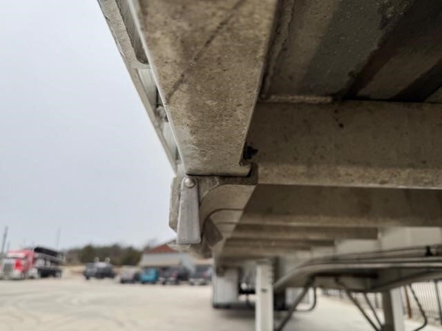 2023 EAST 53' ALUMINUM FLATBED WITH REAR SLIDER 11008058386 2023 EAST 53' ALUMINUM FLATBED WITH REAR SLIDER 11008058386