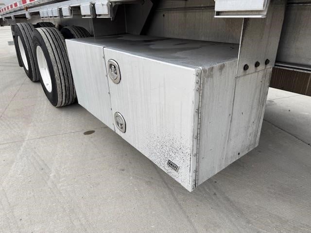 2023 EAST 53' ALUMINUM FLATBED WITH REAR SLIDER 11008058460 2023 EAST 53' ALUMINUM FLATBED WITH REAR SLIDER 11008058460