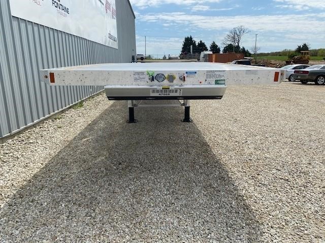 2027 FONTAINE REVOLUTION 53' ALUMINUM FLATBED - REAR AXLE SLIDE 11011142661 2027 FONTAINE REVOLUTION 53' ALUMINUM FLATBED - REAR AXLE SLIDE 11011142661