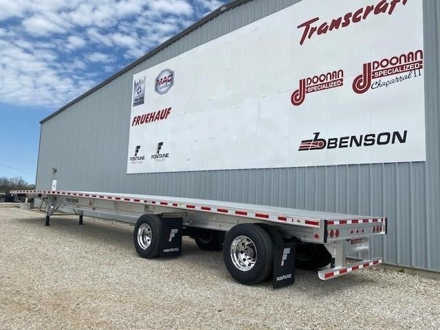 2027 FONTAINE REVOLUTION 53' ALUMINUM FLATBED - REAR AXLE SLIDE 11011142672 2027 FONTAINE REVOLUTION 53' ALUMINUM FLATBED - REAR AXLE SLIDE 11011142672