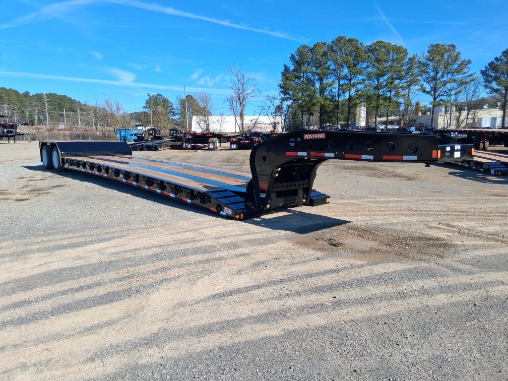 2027 FONTAINE RENEGADE 40-TON HYD. S-T-R-E-T-C-H 2027 FONTAINE RENEGADE 40-TON HYD. S-T-R-E-T-C-H - image 1 of 6