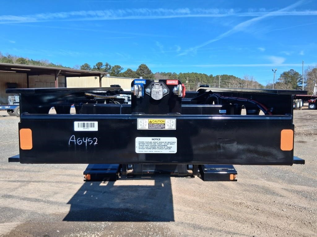 2027 FONTAINE RENEGADE 40-TON HYD. S-T-R-E-T-C-H 2027 FONTAINE RENEGADE 40-TON HYD. S-T-R-E-T-C-H - image 3 of 6