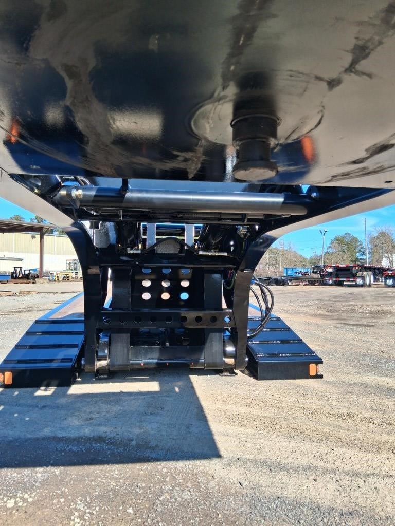 2027 FONTAINE RENEGADE 40-TON HYD. S-T-R-E-T-C-H 11011421602 2027 FONTAINE RENEGADE 40-TON HYD. S-T-R-E-T-C-H 11011421602