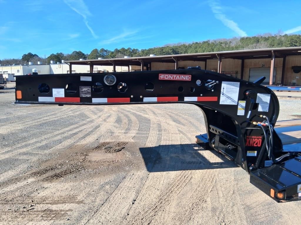 2027 FONTAINE RENEGADE 40-TON HYD. S-T-R-E-T-C-H 11011421605 2027 FONTAINE RENEGADE 40-TON HYD. S-T-R-E-T-C-H 11011421605