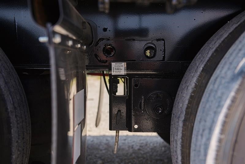 2015 FONTAINE For Rent - 53 x 102 container lock drop deck CA le 3002004647 2015 FONTAINE For Rent - 53 x 102 container lock drop deck CA le 3002004647