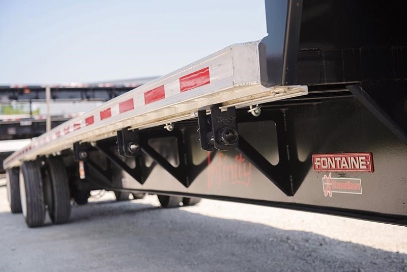 2018 FONTAINE 48 x 102 Infinity combo drop decks! 2018 FONTAINE 48 x 102 Infinity combo drop decks! - image 2 of 6