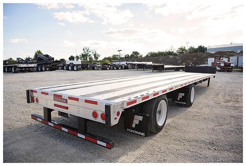 2017 FONTAINE 53x102 combo drop deck CA legal rear axle slide! 2017 FONTAINE 53x102 combo drop deck CA legal rear axle slide! - image 5 of 6