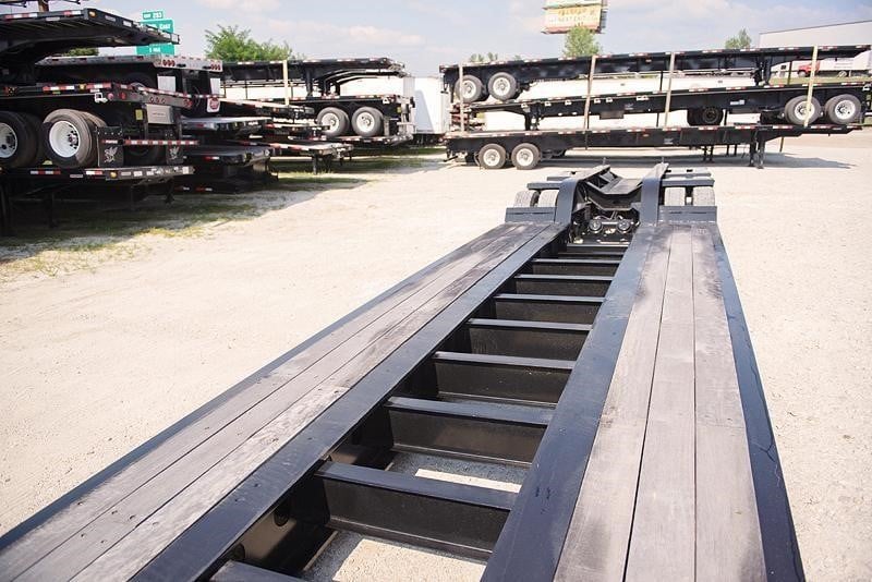 2026 FONTAINE 55 TON HYDRAULIC DETACHABLE LOWBOY 4174659855 2026 FONTAINE 55 TON HYDRAULIC DETACHABLE LOWBOY 4174659855