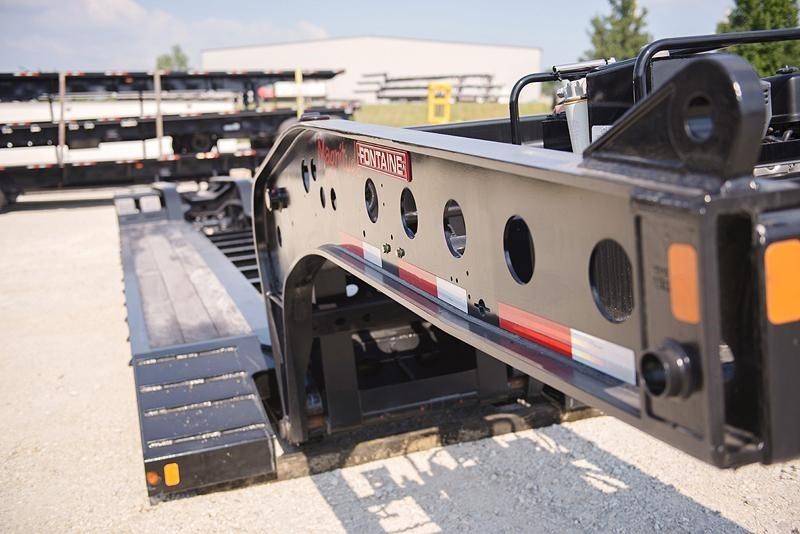 2026 FONTAINE 55 TON HYDRAULIC DETACHABLE LOWBOY 4174853769 2026 FONTAINE 55 TON HYDRAULIC DETACHABLE LOWBOY 4174853769