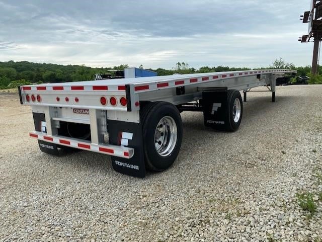2027 FONTAINE REVOLUTION 48' ALUMINUM FLATBED - FIXED SPREAD 2027 FONTAINE REVOLUTION 48' ALUMINUM FLATBED - FIXED SPREAD - image 4 of 6