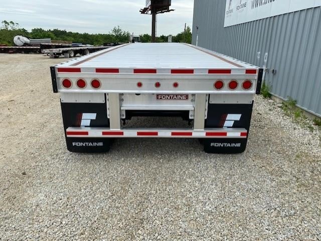 2027 FONTAINE REVOLUTION 48' ALUMINUM FLATBED - FIXED SPREAD 2027 FONTAINE REVOLUTION 48' ALUMINUM FLATBED - FIXED SPREAD - image 5 of 6
