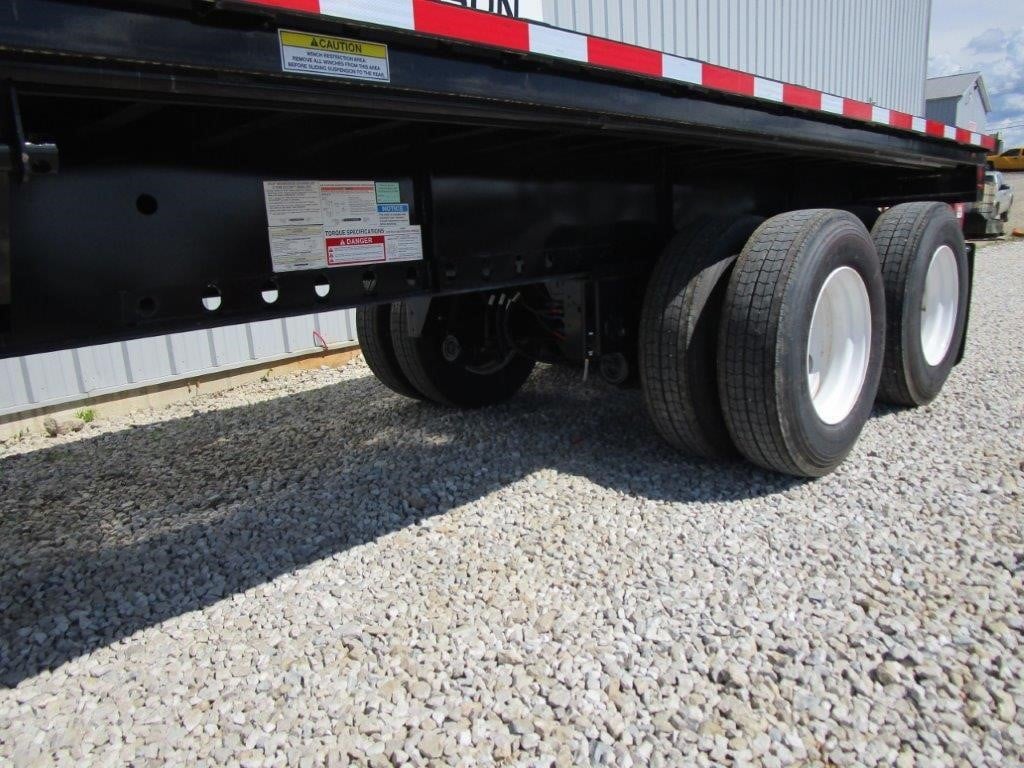 2027 FONTAINE VELOCITY 48' STEEL FLATBED - SLIDING TANDEM 8011113789 2027 FONTAINE VELOCITY 48' STEEL FLATBED - SLIDING TANDEM 8011113789