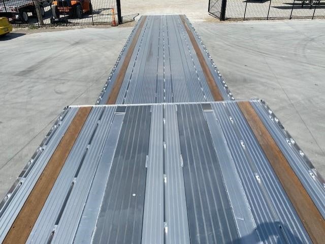 2026 MAC TRAILER MFG 53' ALUMINUM DROP DECK W/ REAR AXLE SLIDE 8027198519 2026 MAC TRAILER MFG 53' ALUMINUM DROP DECK W/ REAR AXLE SLIDE 8027198519