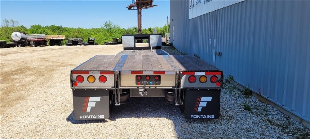 2027 FONTAINE 40-TON MECHANICAL GOOSENCEK RGN - image 5 of 6