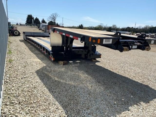 2026 FONTAINE 40-TON MECHANICAL GOOSNECK S-T-R-E-T-C-H RGN 2026 FONTAINE 40-TON MECHANICAL GOOSNECK S-T-R-E-T-C-H RGN - image 3 of 6