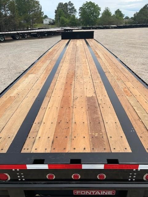 2027 FONTAINE VELOCITY 48' STEEL DROP DECK - FIXED SPREAD 11022359834 2027 FONTAINE VELOCITY 48' STEEL DROP DECK - FIXED SPREAD 11022359834