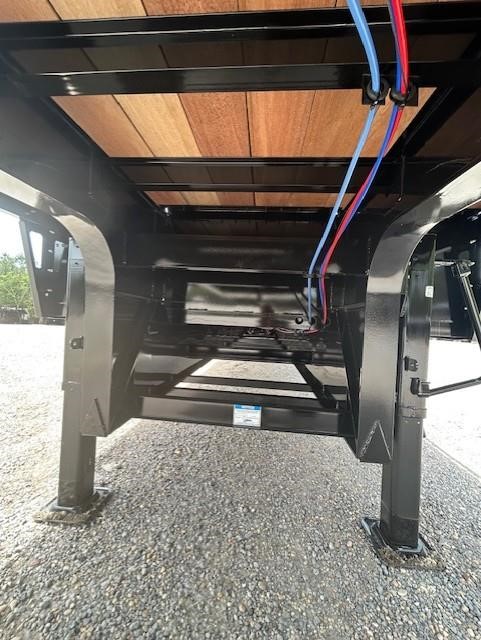 2027 FONTAINE VELOCITY 48' STEEL DROP DECK - FIXED SPREAD 11022359844 2027 FONTAINE VELOCITY 48' STEEL DROP DECK - FIXED SPREAD 11022359844