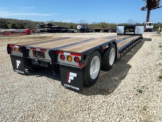 2027 FONTAINE 40-TON MECHANICAL GOOSNECK S-T-R-E-T-C-H RGN 2027 FONTAINE 40-TON MECHANICAL GOOSNECK S-T-R-E-T-C-H RGN - image 4 of 6