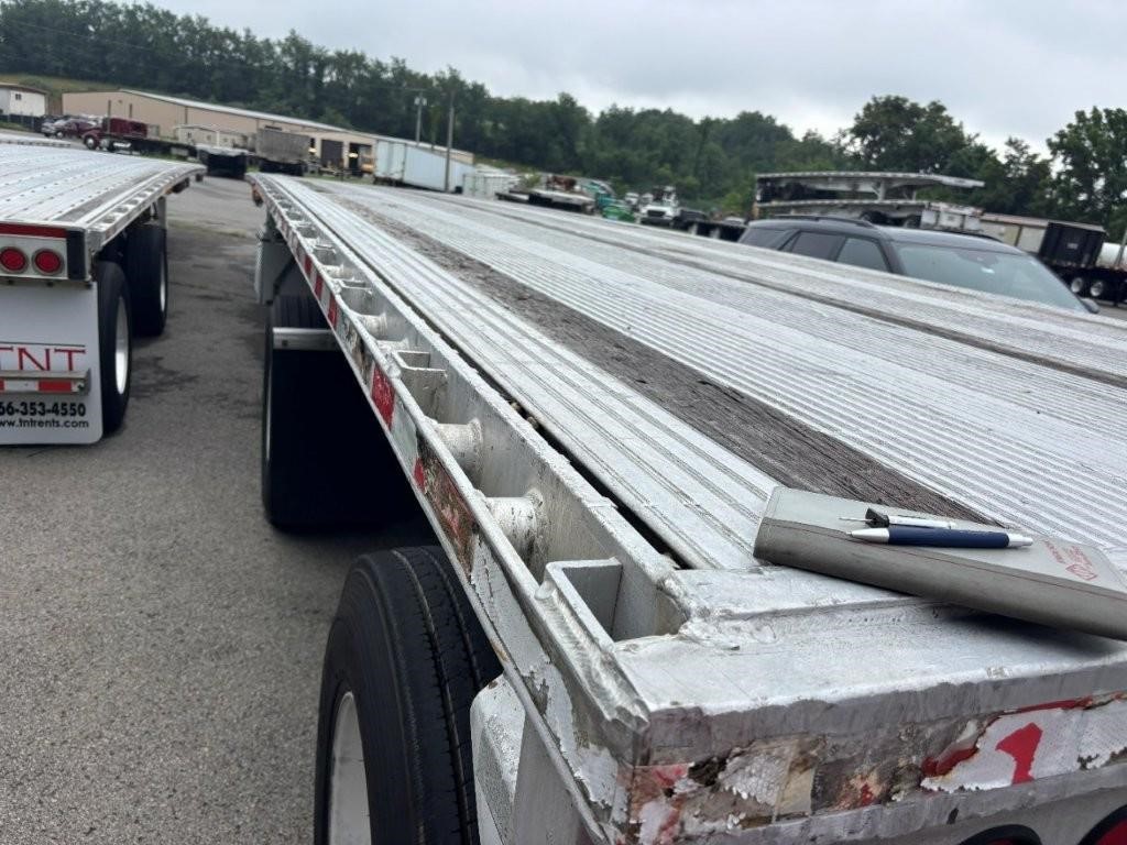 2003 EAST 48' ALUMINUM FLATBED 2003 EAST 48' ALUMINUM FLATBED - image 6 of 6